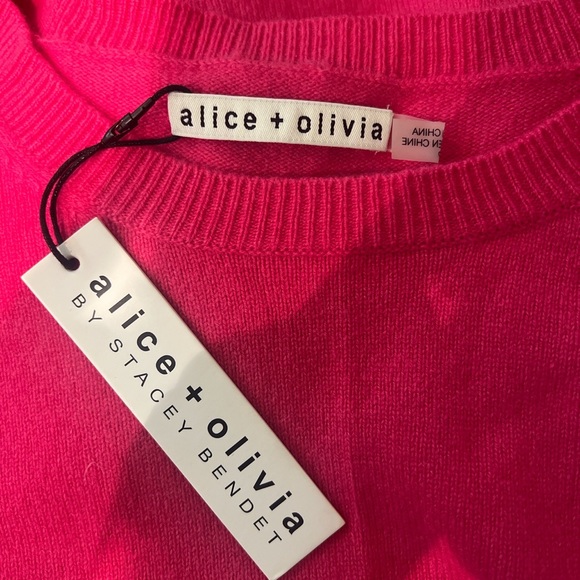 Alice + Olivia Sweaters - Alice + Olivia Pink Cashmere Sweater